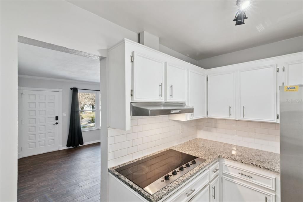 For Sale: $340,000 (3 beds, 1 baths, 1471 Square Feet)