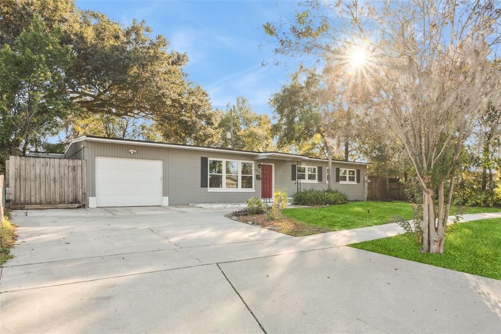 For Sale: $340,000 (3 beds, 1 baths, 1471 Square Feet)