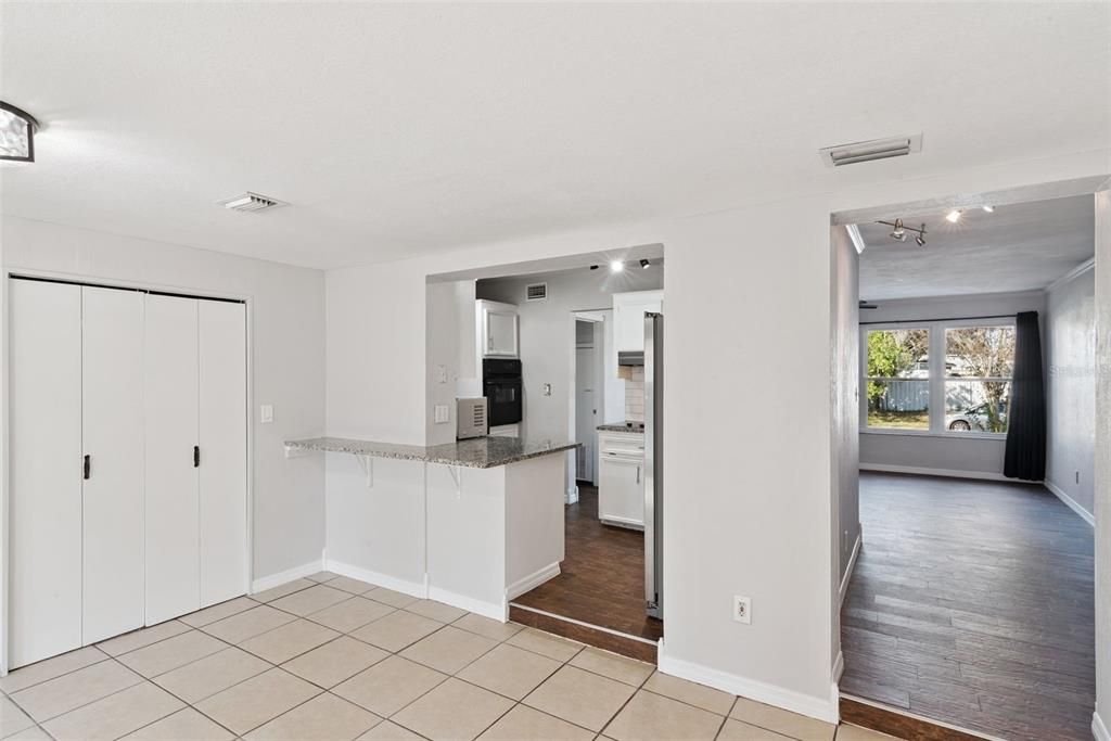 For Sale: $340,000 (3 beds, 1 baths, 1471 Square Feet)