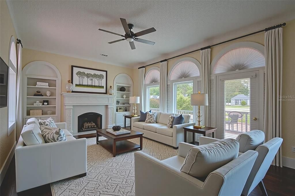 待售: $475,000 (4 贝兹, 2 浴室, 2464 平方英尺)