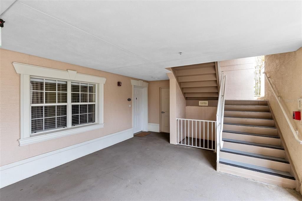 На продажу: $425,000 (3 спален, 3 ванн, 1686 Квадратных фут)