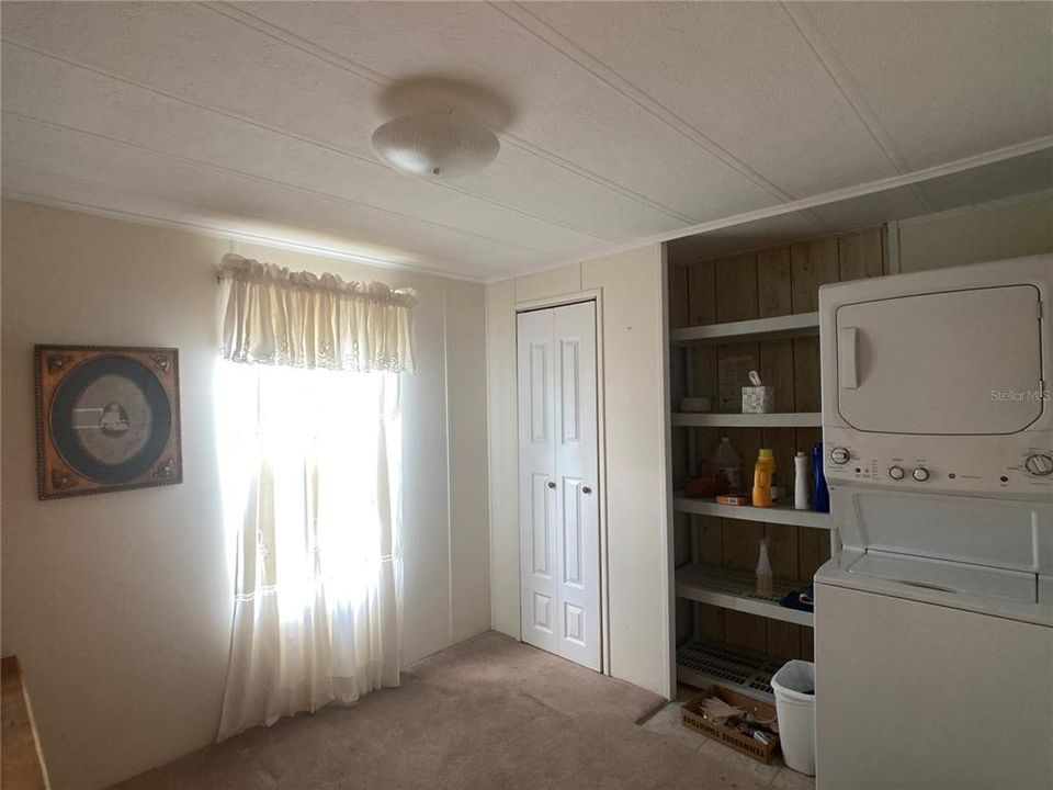 待售: $115,000 (2 贝兹, 2 浴室, 1064 平方英尺)