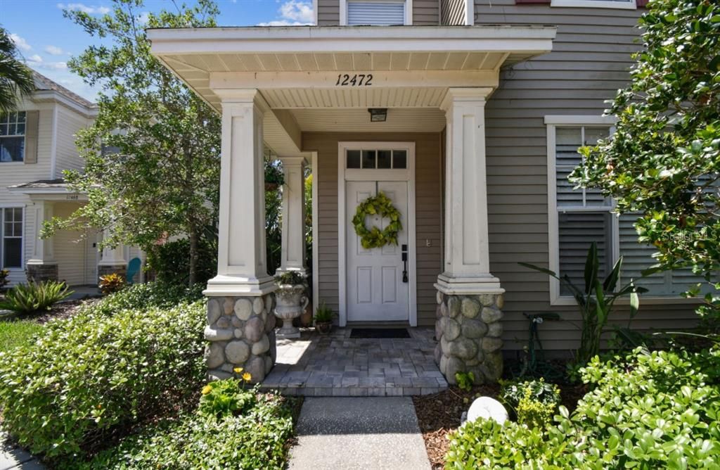 Active With Contract: $1,800 (2 beds, 1 baths, 1312 Square Feet)