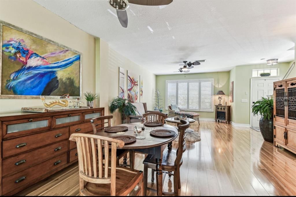 Active With Contract: $1,800 (2 beds, 1 baths, 1312 Square Feet)