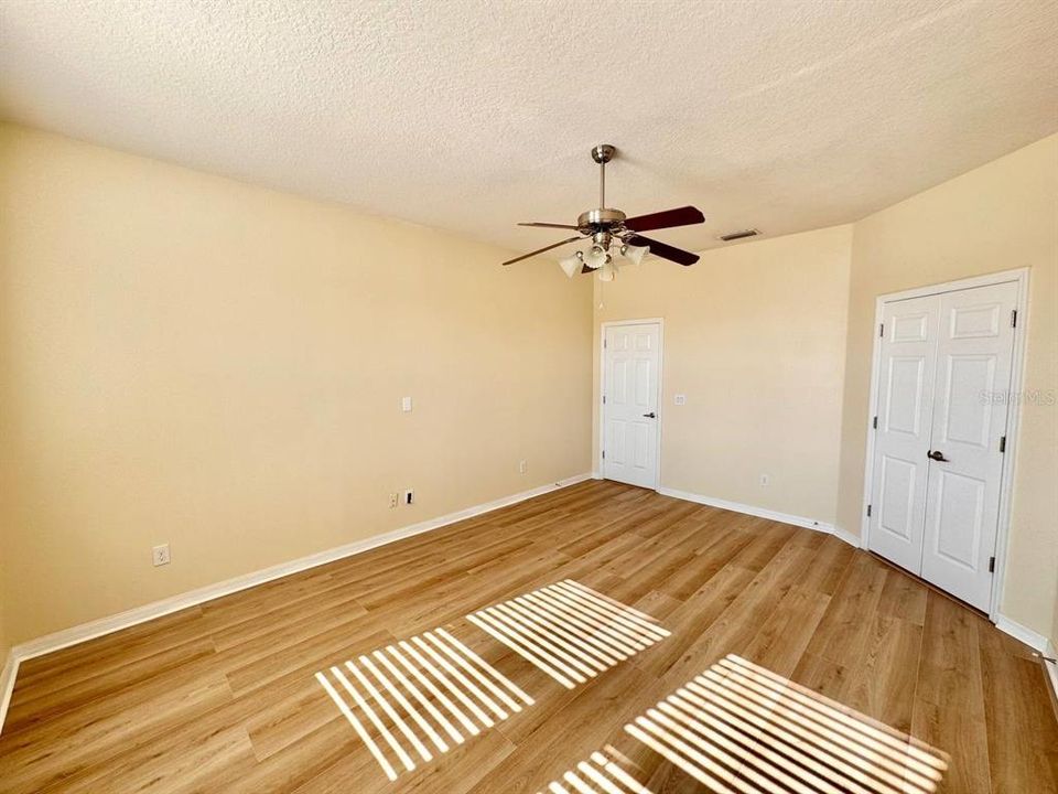 出租: $2,350 (3 贝兹, 2 浴室, 2413 平方英尺)