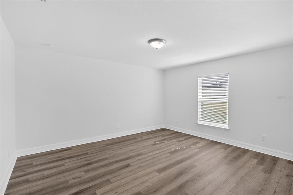 For Sale: $339,900 (3 beds, 2 baths, 1310 Square Feet)