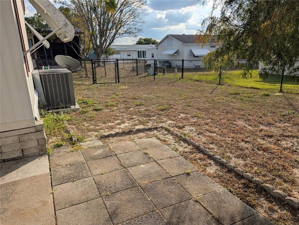 En Venta: $129,500 (2 camas, 2 baños, 1000 Pies cuadrados)