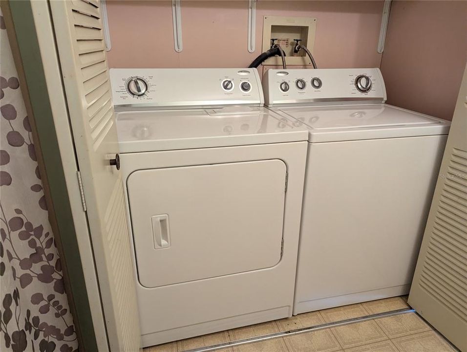 En Venta: $129,500 (2 camas, 2 baños, 1000 Pies cuadrados)