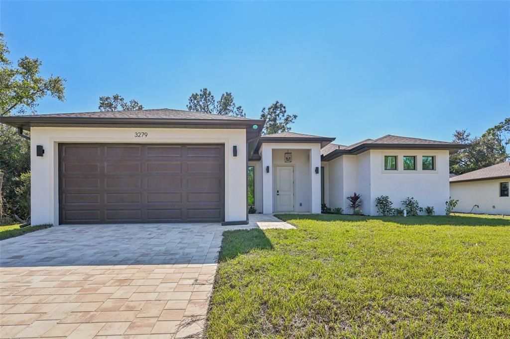 Active With Contract: $349,900 (3 beds, 2 baths, 1869 Square Feet)