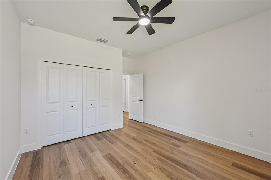 Active With Contract: $349,900 (3 beds, 2 baths, 1869 Square Feet)