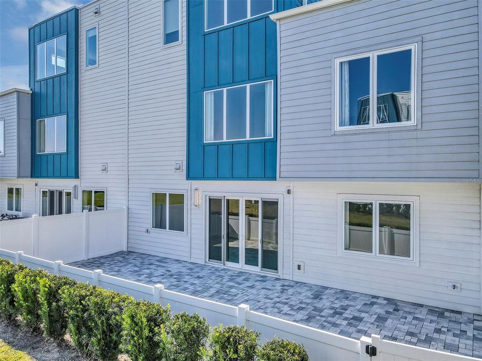 待售: $310,000 (4 贝兹, 3 浴室, 1771 平方英尺)