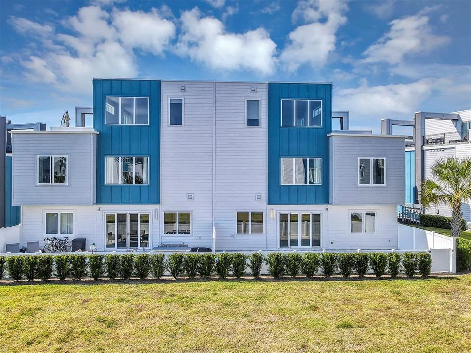 待售: $310,000 (4 贝兹, 3 浴室, 1771 平方英尺)