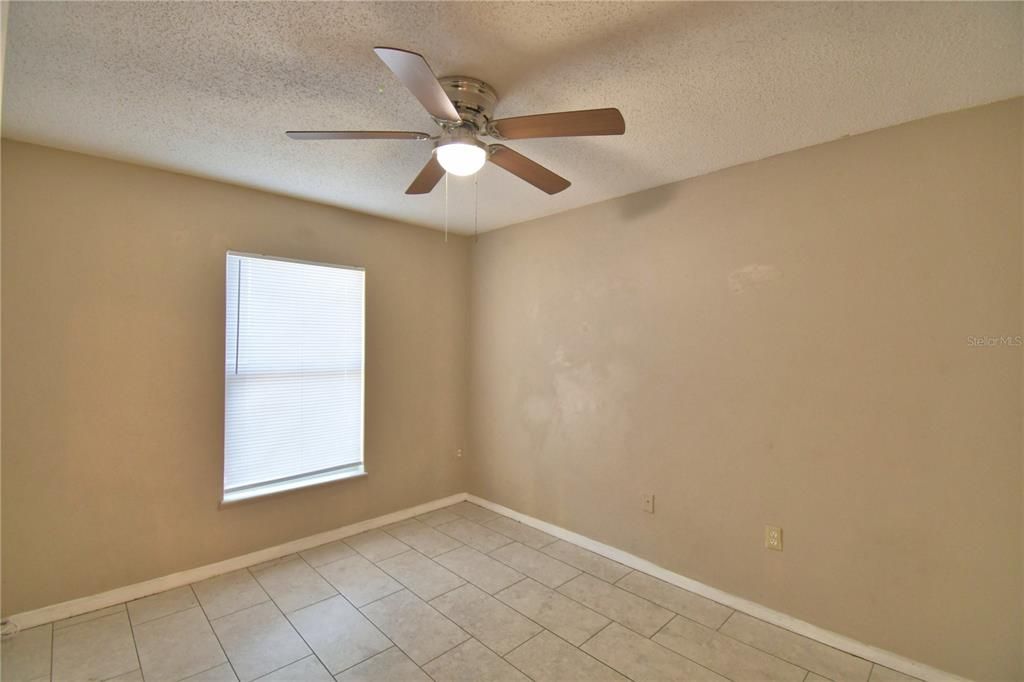 For Rent: $1,725 (4 beds, 2 baths, 1640 Square Feet)