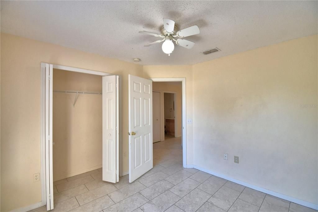 For Rent: $1,725 (4 beds, 2 baths, 1640 Square Feet)