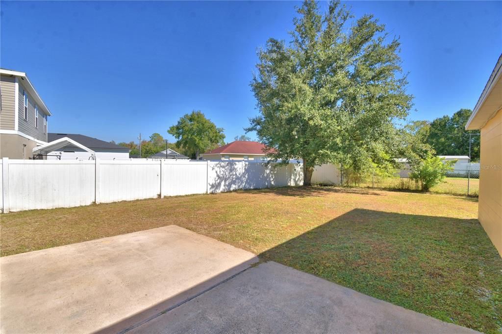 For Rent: $1,725 (4 beds, 2 baths, 1640 Square Feet)