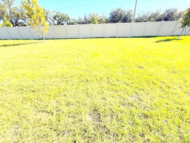 For Rent: $2,550 (5 beds, 3 baths, 2754 Square Feet)