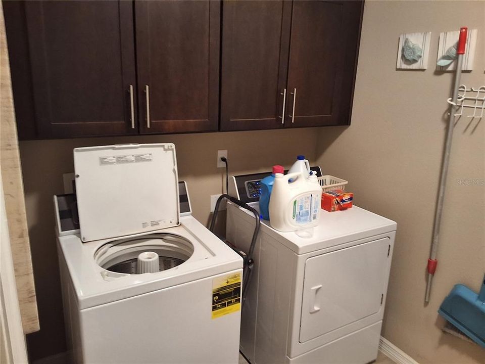 En Venta: $589,999 (2 camas, 2 baños, 1900 Pies cuadrados)