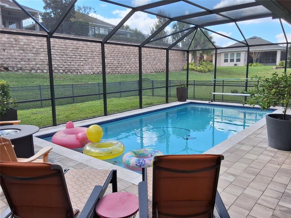 En Venta: $589,999 (2 camas, 2 baños, 1900 Pies cuadrados)