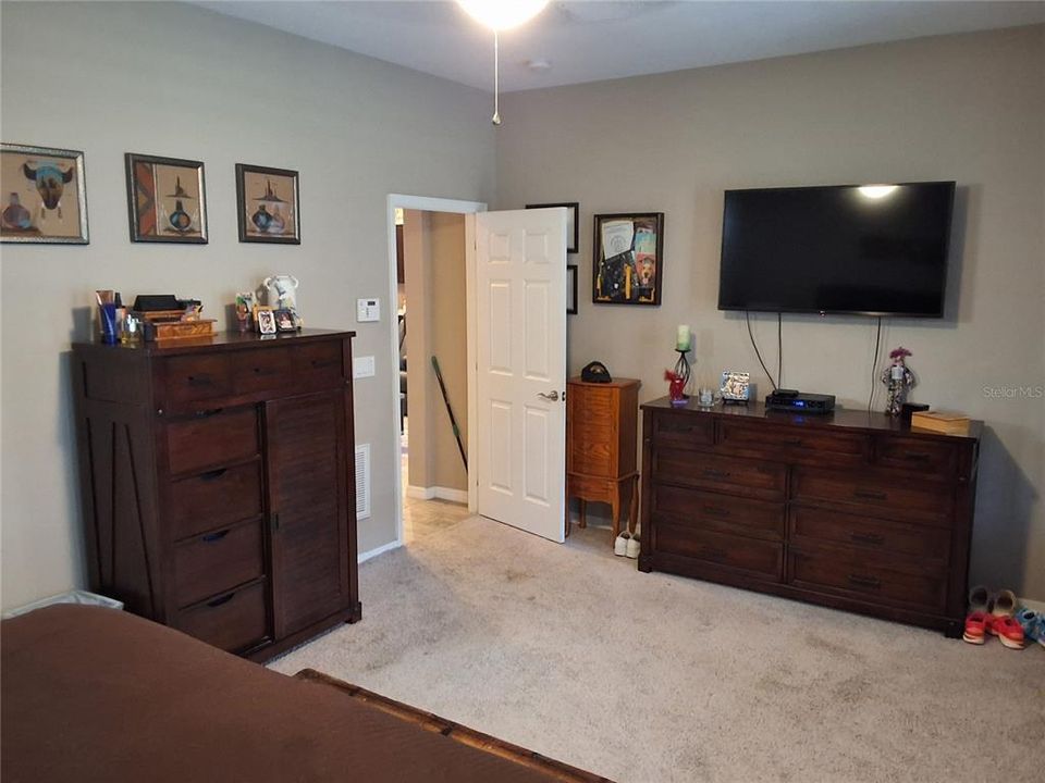 En Venta: $589,999 (2 camas, 2 baños, 1900 Pies cuadrados)