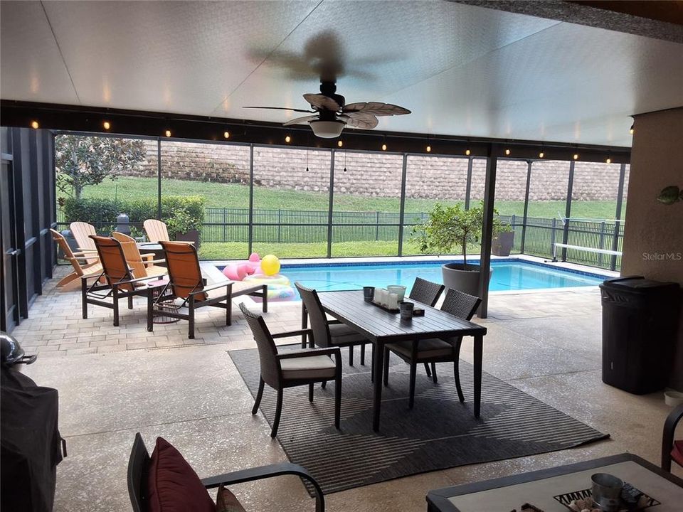 En Venta: $589,999 (2 camas, 2 baños, 1900 Pies cuadrados)