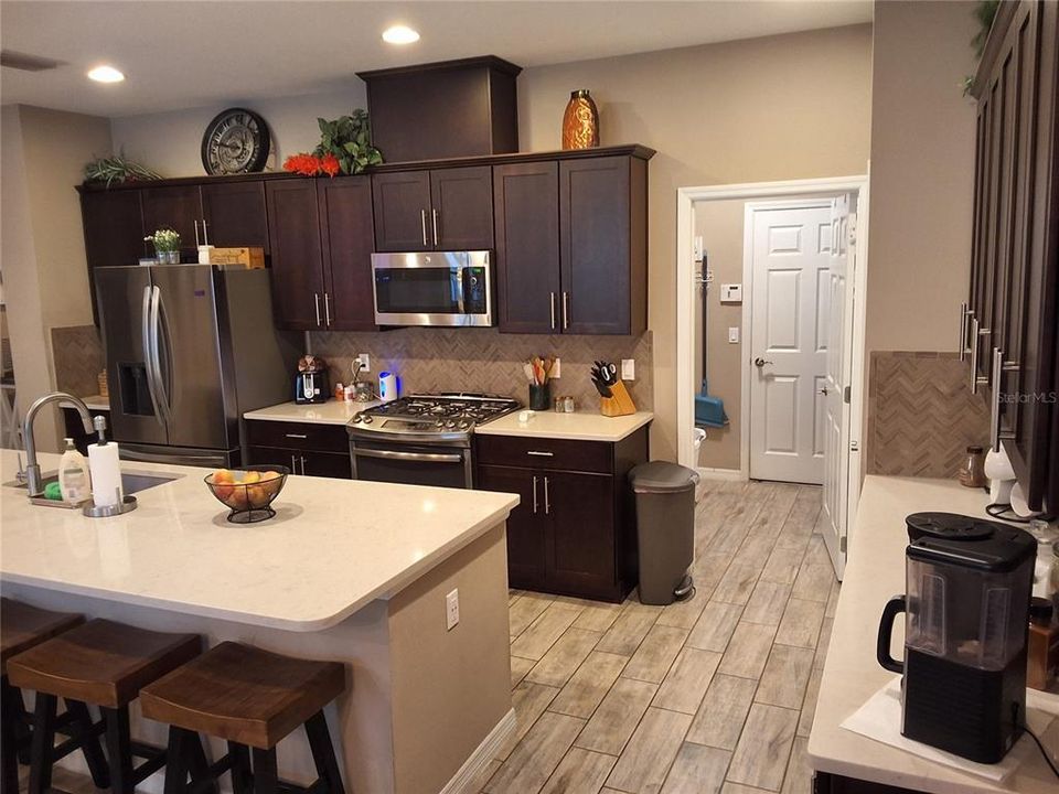 En Venta: $589,999 (2 camas, 2 baños, 1900 Pies cuadrados)