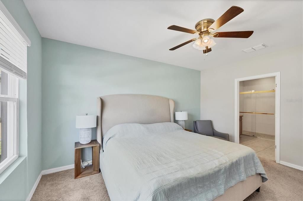 На продажу: $300,000 (4 спален, 2 ванн, 1846 Квадратных фут)