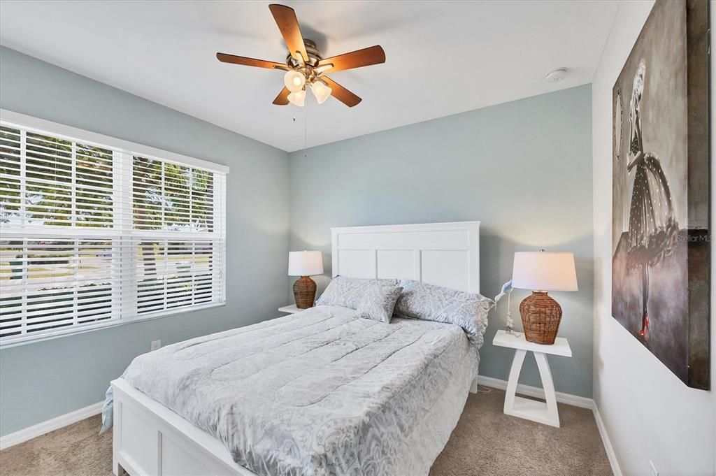 На продажу: $300,000 (4 спален, 2 ванн, 1846 Квадратных фут)