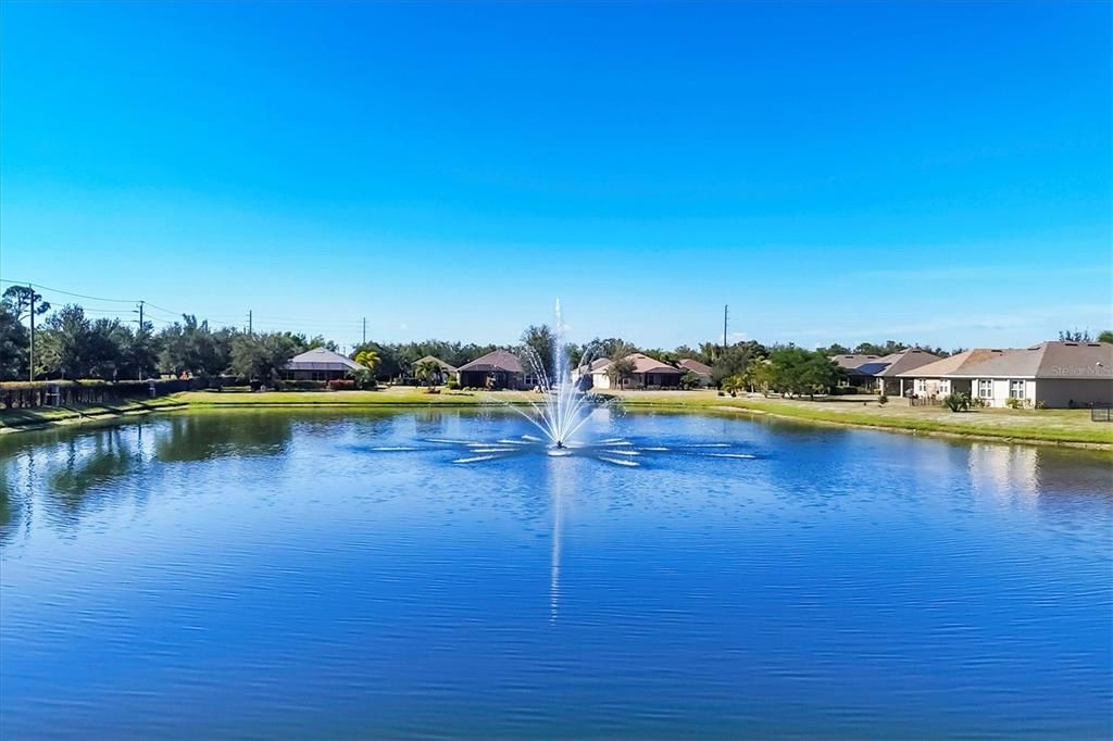 На продажу: $300,000 (4 спален, 2 ванн, 1846 Квадратных фут)