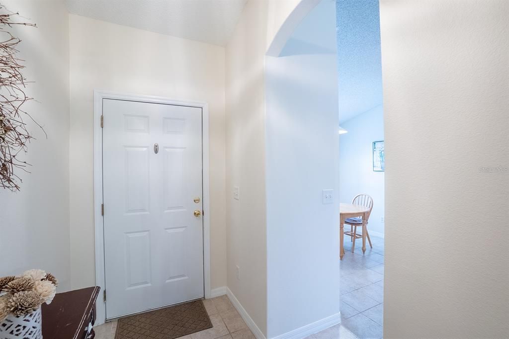 Active With Contract: $259,900 (3 beds, 2 baths, 1338 Square Feet)