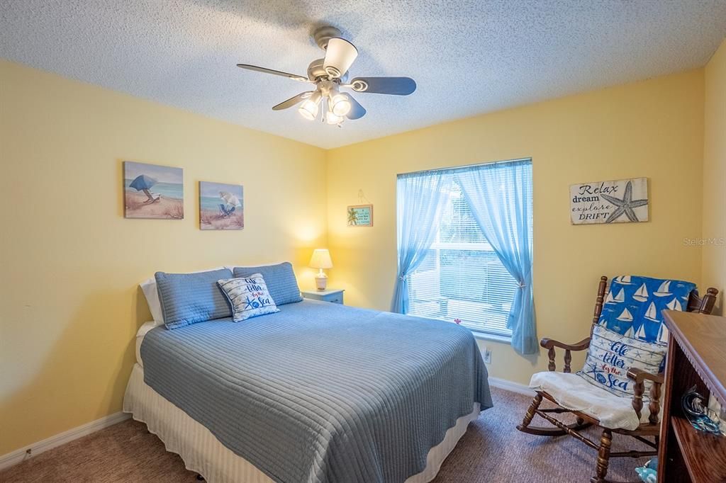 Active With Contract: $259,900 (3 beds, 2 baths, 1338 Square Feet)