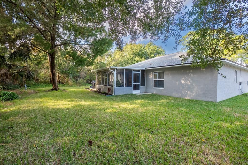 Active With Contract: $259,900 (3 beds, 2 baths, 1338 Square Feet)