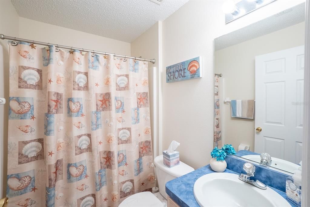 Active With Contract: $259,900 (3 beds, 2 baths, 1338 Square Feet)