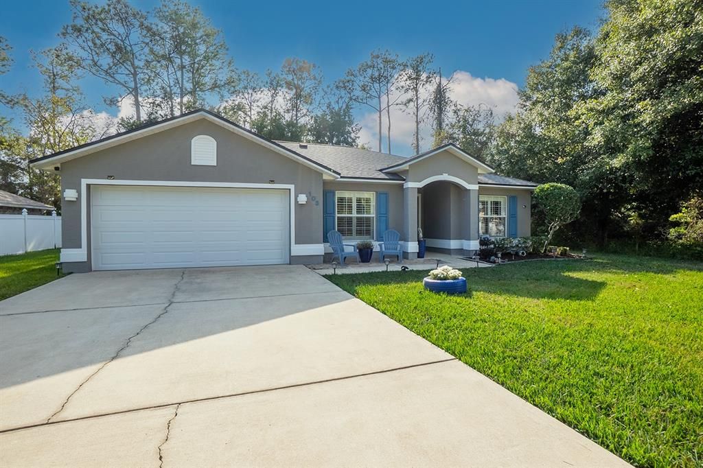 Active With Contract: $259,900 (3 beds, 2 baths, 1338 Square Feet)