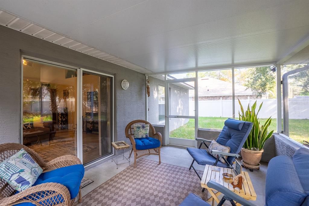 Active With Contract: $259,900 (3 beds, 2 baths, 1338 Square Feet)