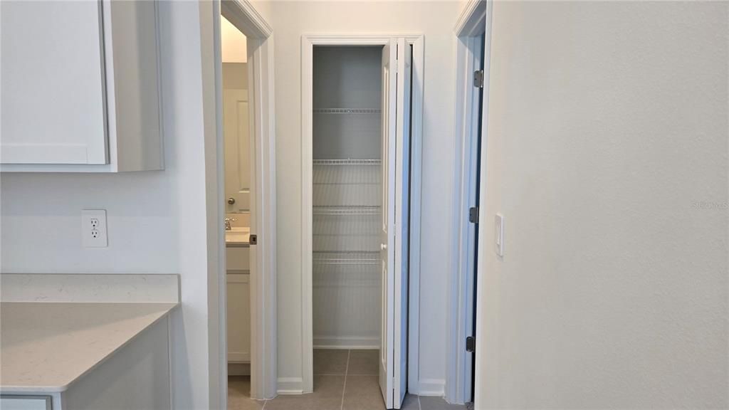 En Renta: $2,500 (6 camas, 3 baños, 2463 Pies cuadrados)