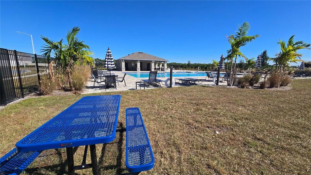 En Renta: $2,500 (6 camas, 3 baños, 2463 Pies cuadrados)