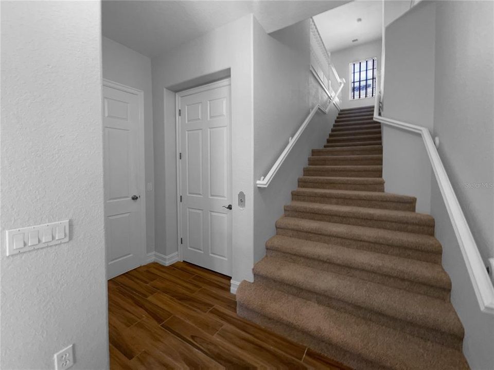 На продажу: $371,000 (4 спален, 3 ванн, 2412 Квадратных фут)