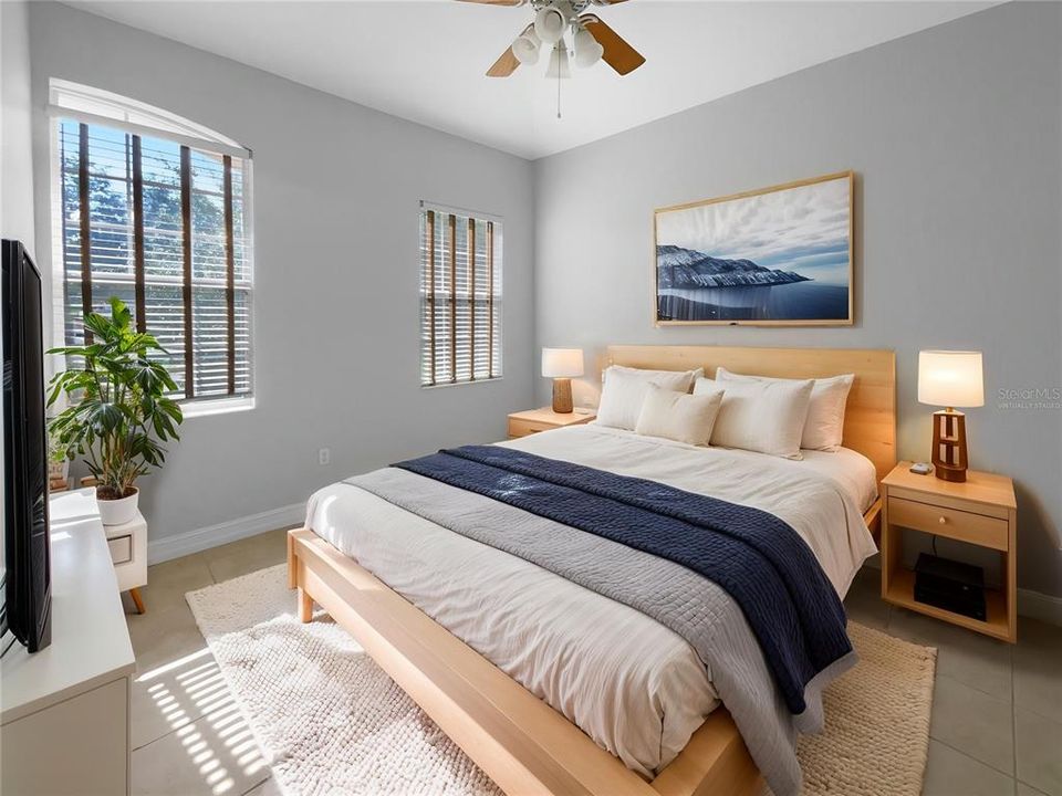 На продажу: $371,000 (4 спален, 3 ванн, 2412 Квадратных фут)