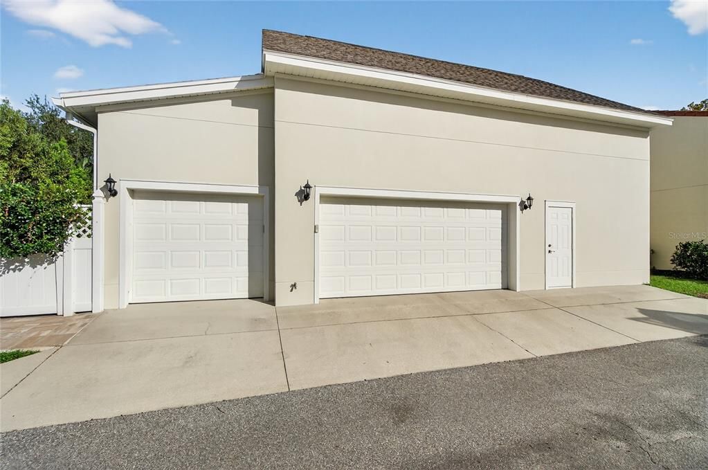 合同活跃: $1,615,000 (4 贝兹, 3 浴室, 3268 平方英尺)