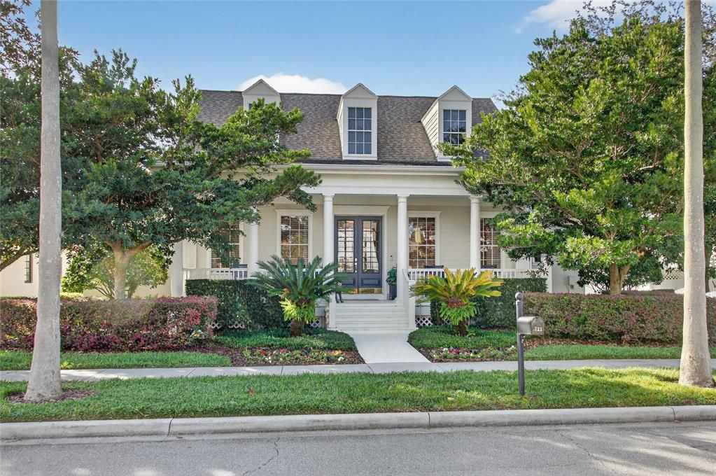 合同活跃: $1,615,000 (4 贝兹, 3 浴室, 3268 平方英尺)