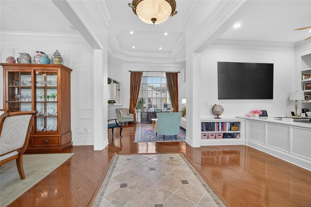 合同活跃: $1,615,000 (4 贝兹, 3 浴室, 3268 平方英尺)