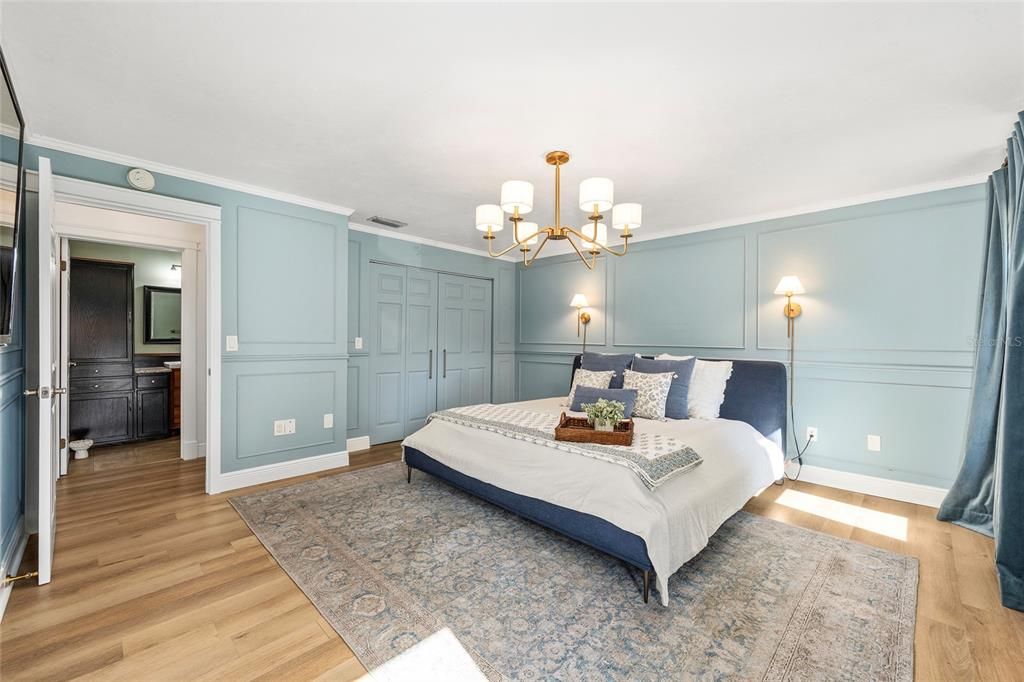 For Sale: $339,000 (2 beds, 2 baths, 1402 Square Feet)