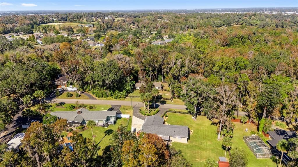 For Sale: $339,000 (2 beds, 2 baths, 1402 Square Feet)