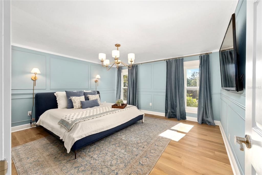 For Sale: $339,000 (2 beds, 2 baths, 1402 Square Feet)