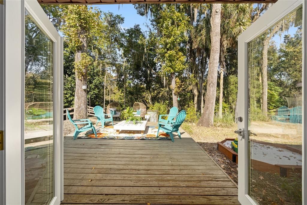 For Sale: $339,000 (2 beds, 2 baths, 1402 Square Feet)