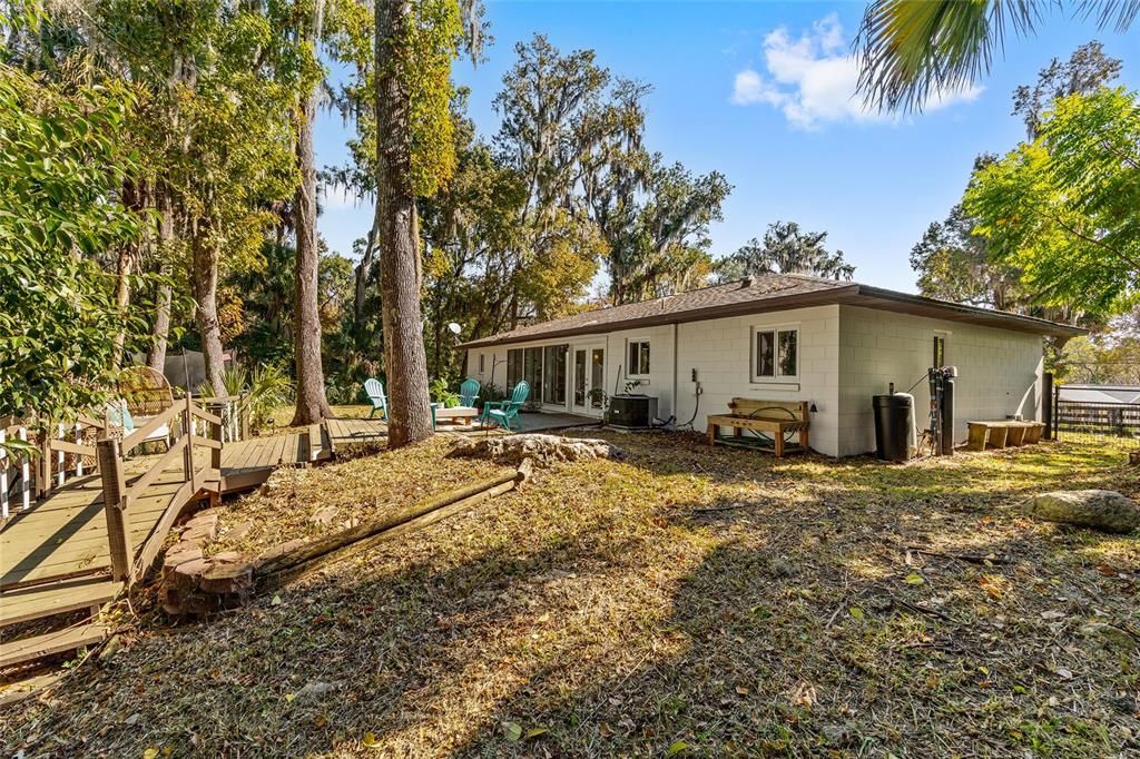 For Sale: $339,000 (2 beds, 2 baths, 1402 Square Feet)