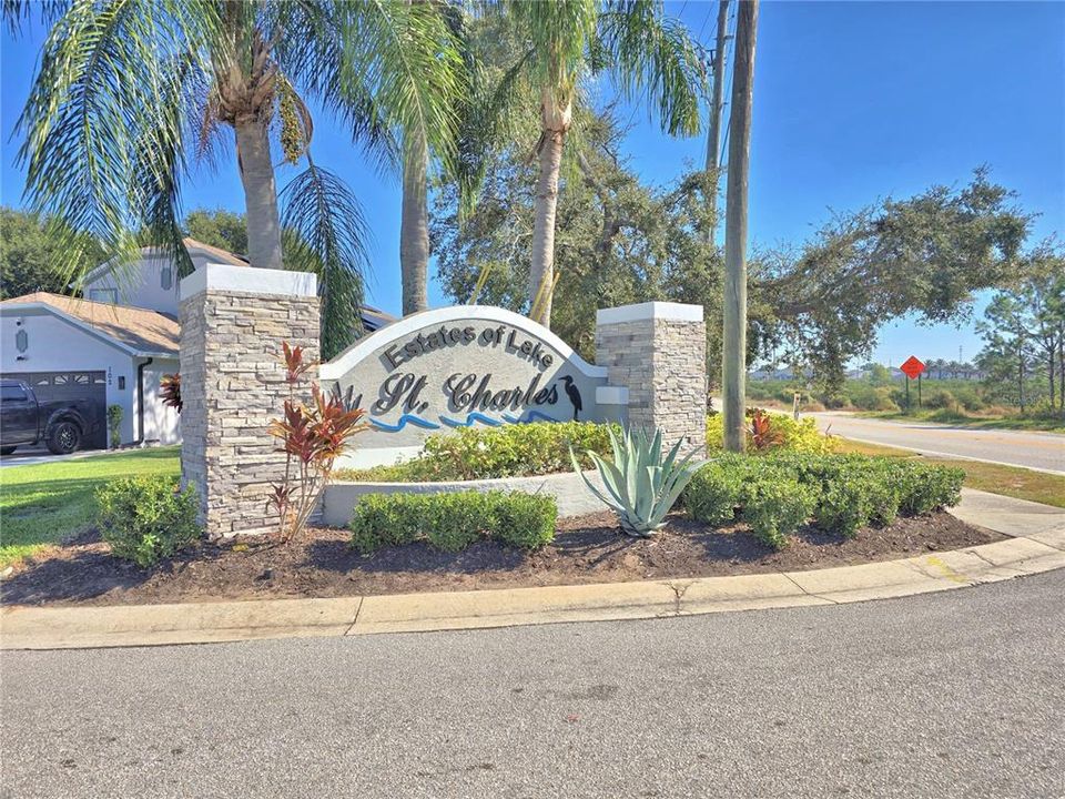 For Sale: $395,000 (3 beds, 2 baths, 1902 Square Feet)