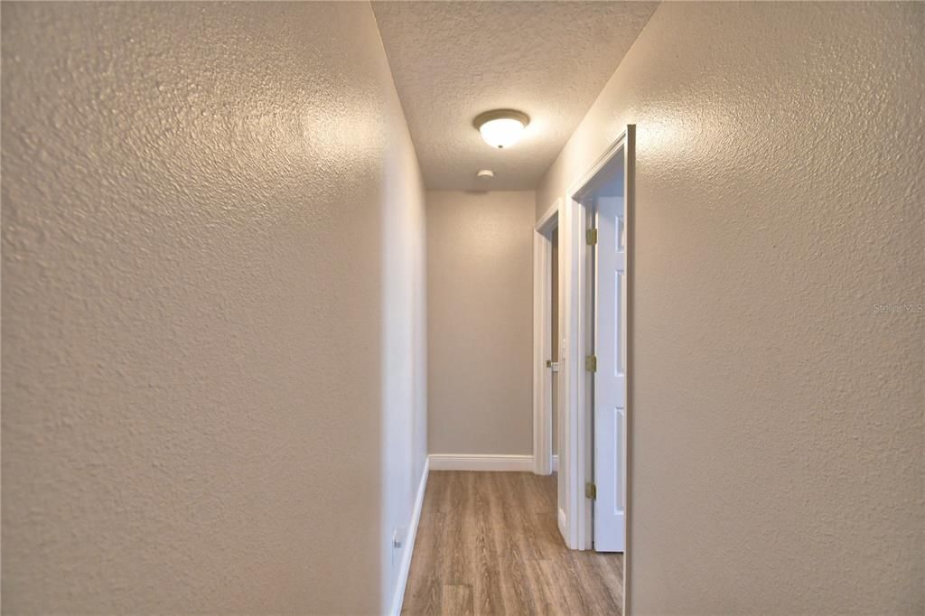 For Sale: $395,000 (3 beds, 2 baths, 1902 Square Feet)