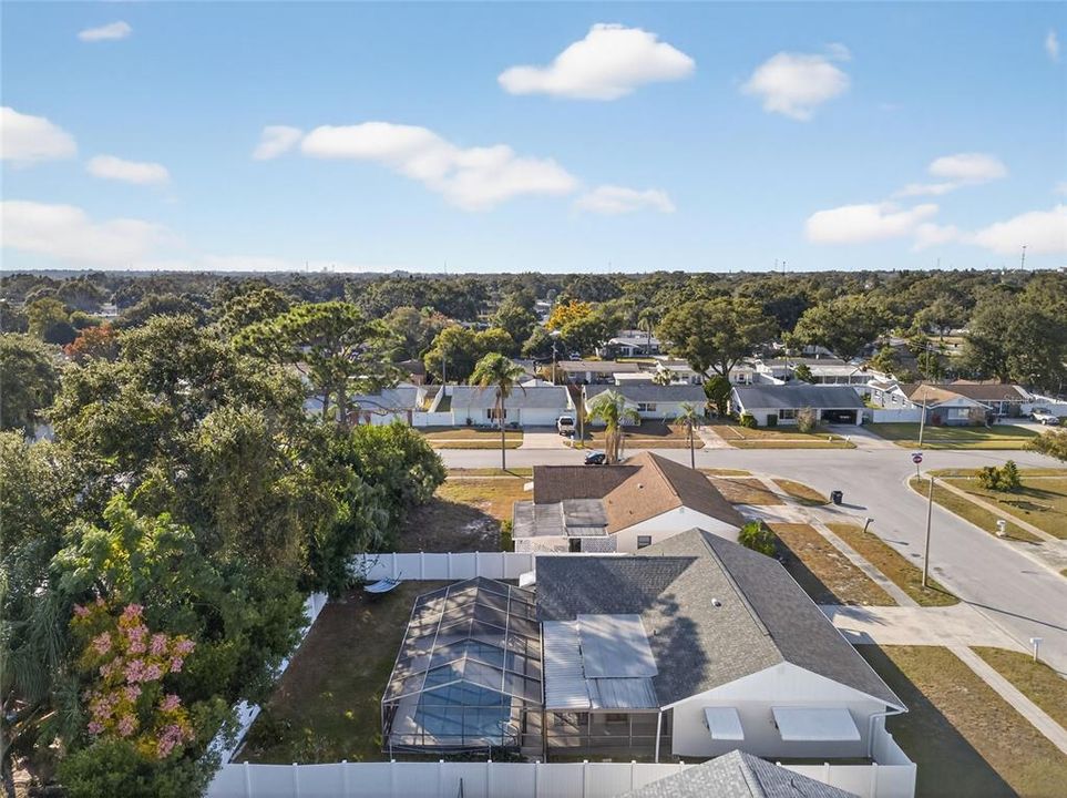 合同活跃: $475,000 (3 贝兹, 2 浴室, 1547 平方英尺)