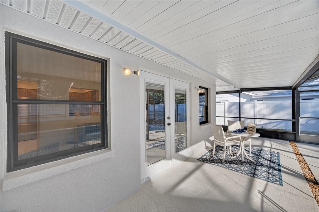 合同活跃: $475,000 (3 贝兹, 2 浴室, 1547 平方英尺)